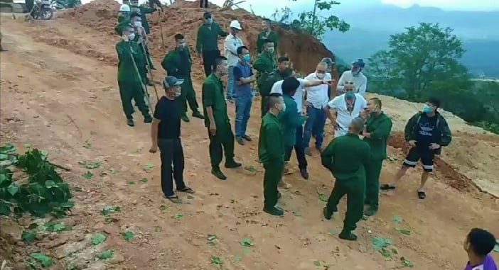 Các đối tượng lạ mặt xuất hiện tại địa bàn xã Húc, huyện Hướng Hóa